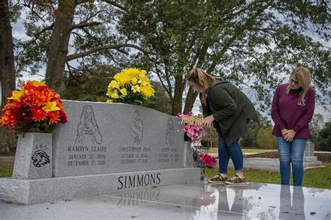 simmons siblings|simmons siblings funeral.